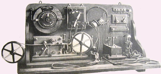 1900年代始めの無線通信機